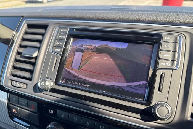 VOLKSWAGEN Caravelle Photo 29