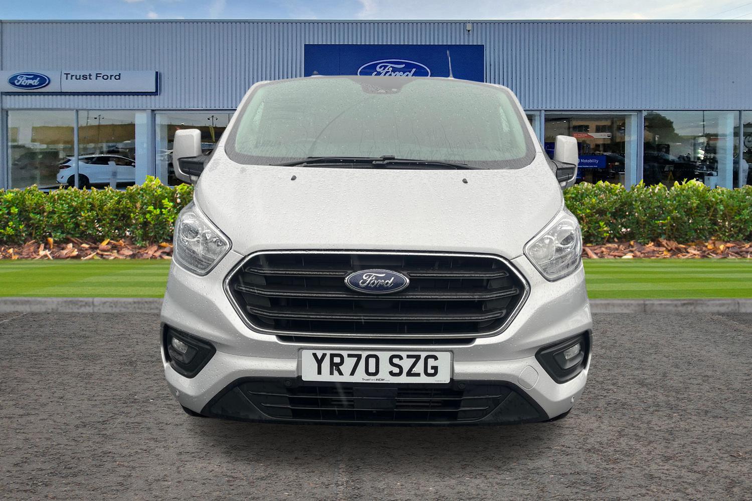 Ford TRANSIT CUSTOM Photo 11