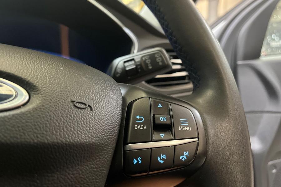Ford KUGA Photo autoimg-f8d9dffe61b56b4f324e43bd2123d8e0960807d0.jpg