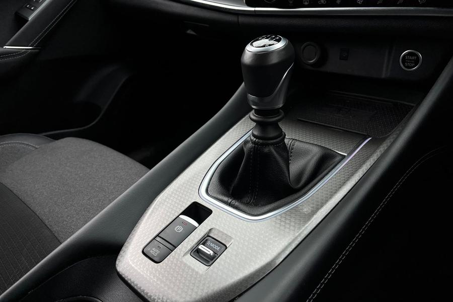 Nissan Qashqai Photo autoimg-f8da685471e5b123c43d1be4d8182e5dd2fcb507.jpg