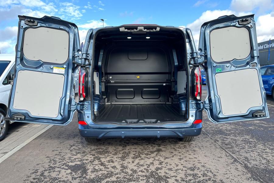 Ford TRANSIT CUSTOM Photo autoimg-f8da9dec8582890e61a3d495cf02d025f0f463ab.jpg
