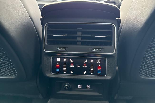 Audi SQ8 Photo 48