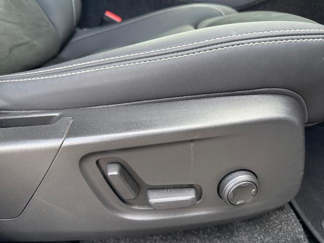 VOLVO Xc40 Photo 28