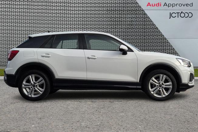 AUDI Q2 Photo 4