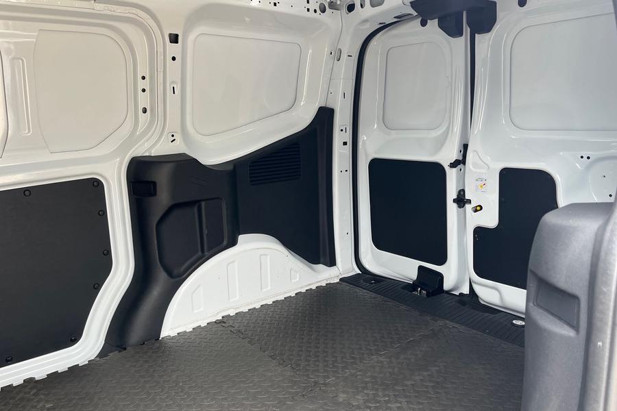 Ford TRANSIT COURIER Photo autoimg-f8e2d687b540fe26bacab3f5a9aebe08acd812f5.jpg