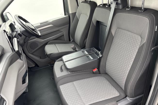 VOLKSWAGEN Transporter Photo 26