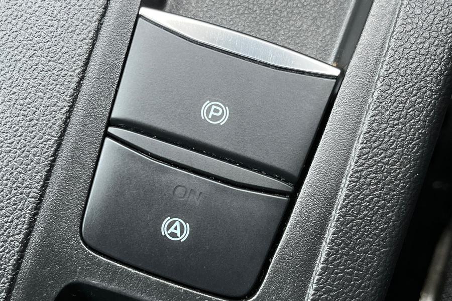 Ford FOCUS Photo autoimg-f8e473378f85fad68692d55a30d2dcd308124920.jpg