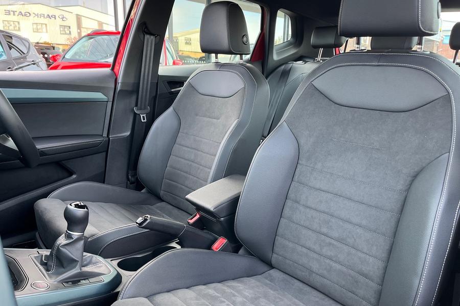 SEAT ARONA Photo autoimg-f8e474172d1453649b27206c30adbbc76be2c842.jpg