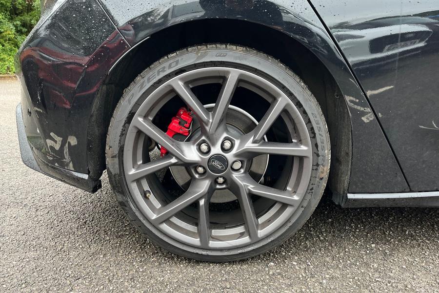 Ford Focus Photo autoimg-f8e6c98da6e842e6117d0e94e3351d866d40d01a.jpg