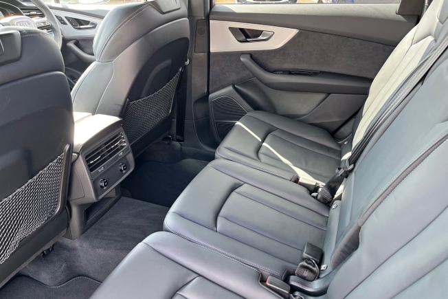 Audi Q7 Photo 40