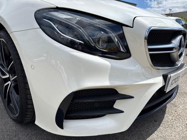 MERCEDES-BENZ E Class Photo 26