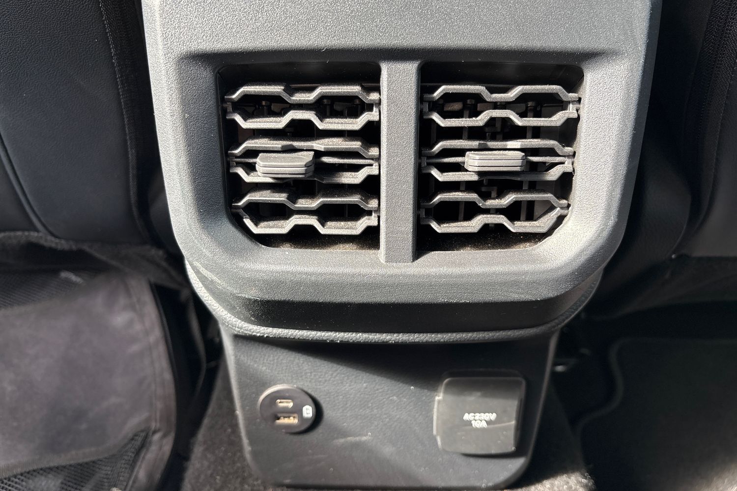Ford RANGER Photo 29