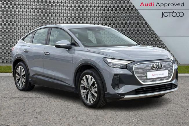 AUDI Q4 E-Tron Photo 1