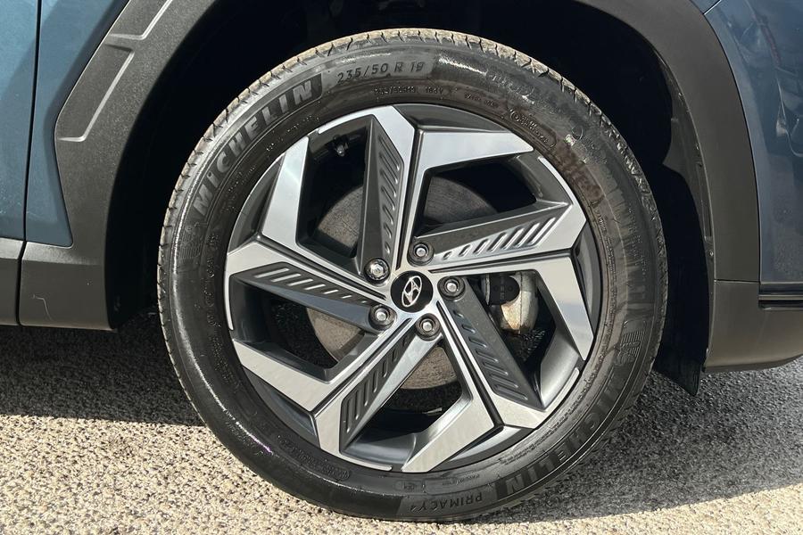Hyundai TUCSON Photo autoimg-f8ef85a1c6b69b32c347b5f0211450e71220905f.jpg