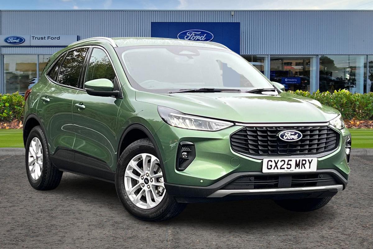 Ford Kuga listing photo
