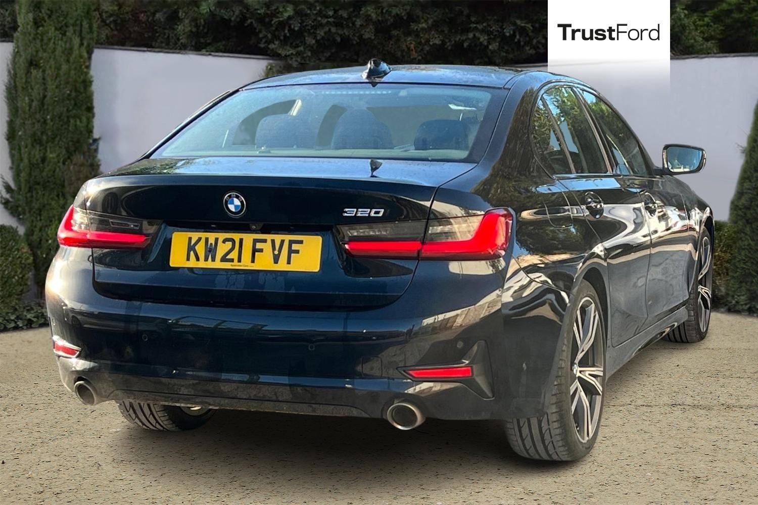 BMW 3 SERIES Photo 3