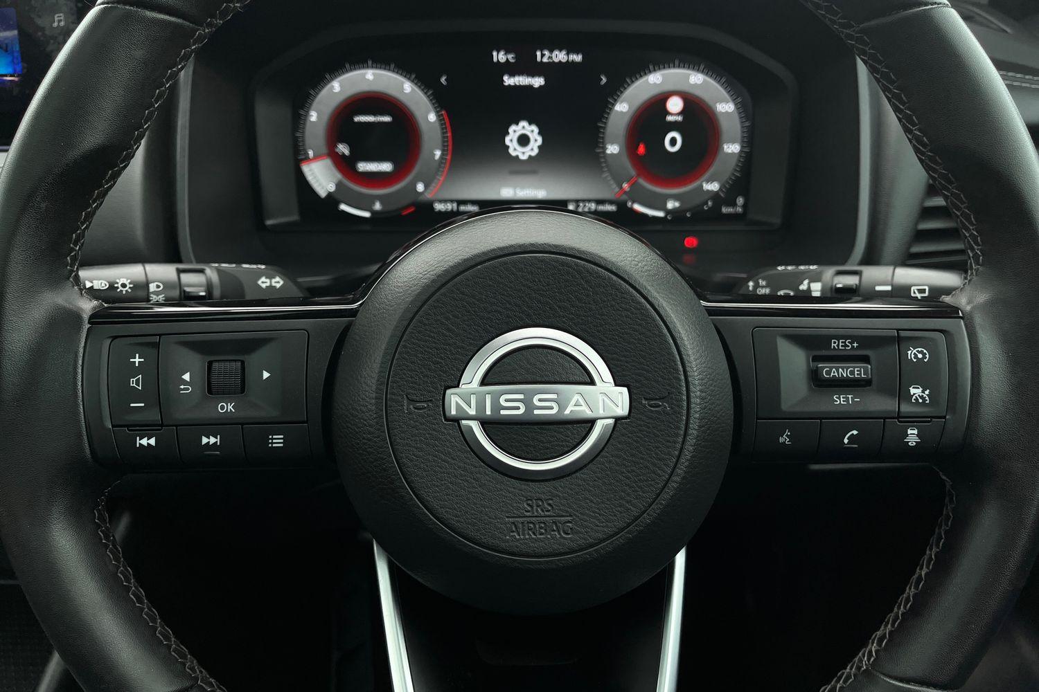 Nissan QASHQAI Photo 11