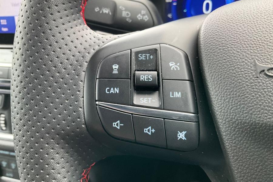 Ford FIESTA Photo autoimg-f8f4c036330fdbeb35fcf1e9bba53ec70e646525.jpg
