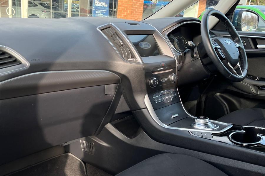 Ford GALAXY Photo autoimg-f8f84d37e86d749242de8ea5d54cfb34b10f540c.jpg