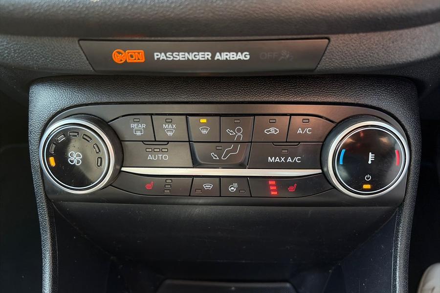 Ford FIESTA Photo autoimg-f8f8e470f878faa4bad8097954fc8766aeb8051d.jpg