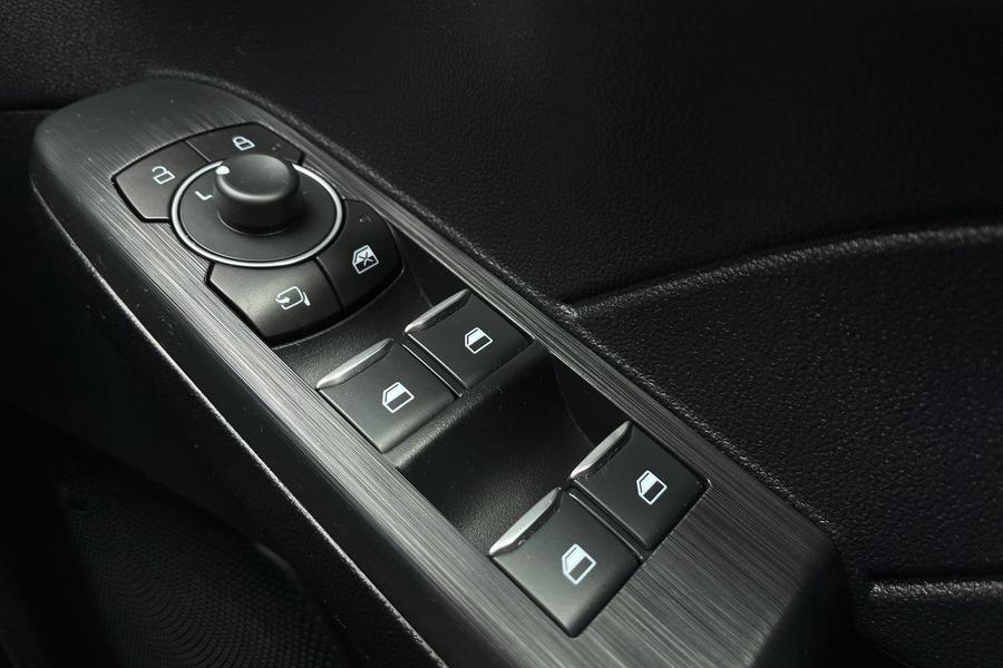 Ford Kuga Photo autoimg-f8fb8a92f8633711ca50cc7b1a46897787af5995.jpg