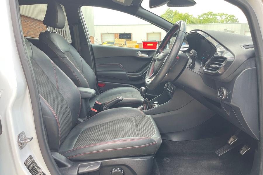 Ford Fiesta Photo autoimg-f8fbd4337358e8e1568072959775c2ac7f72f129.jpg