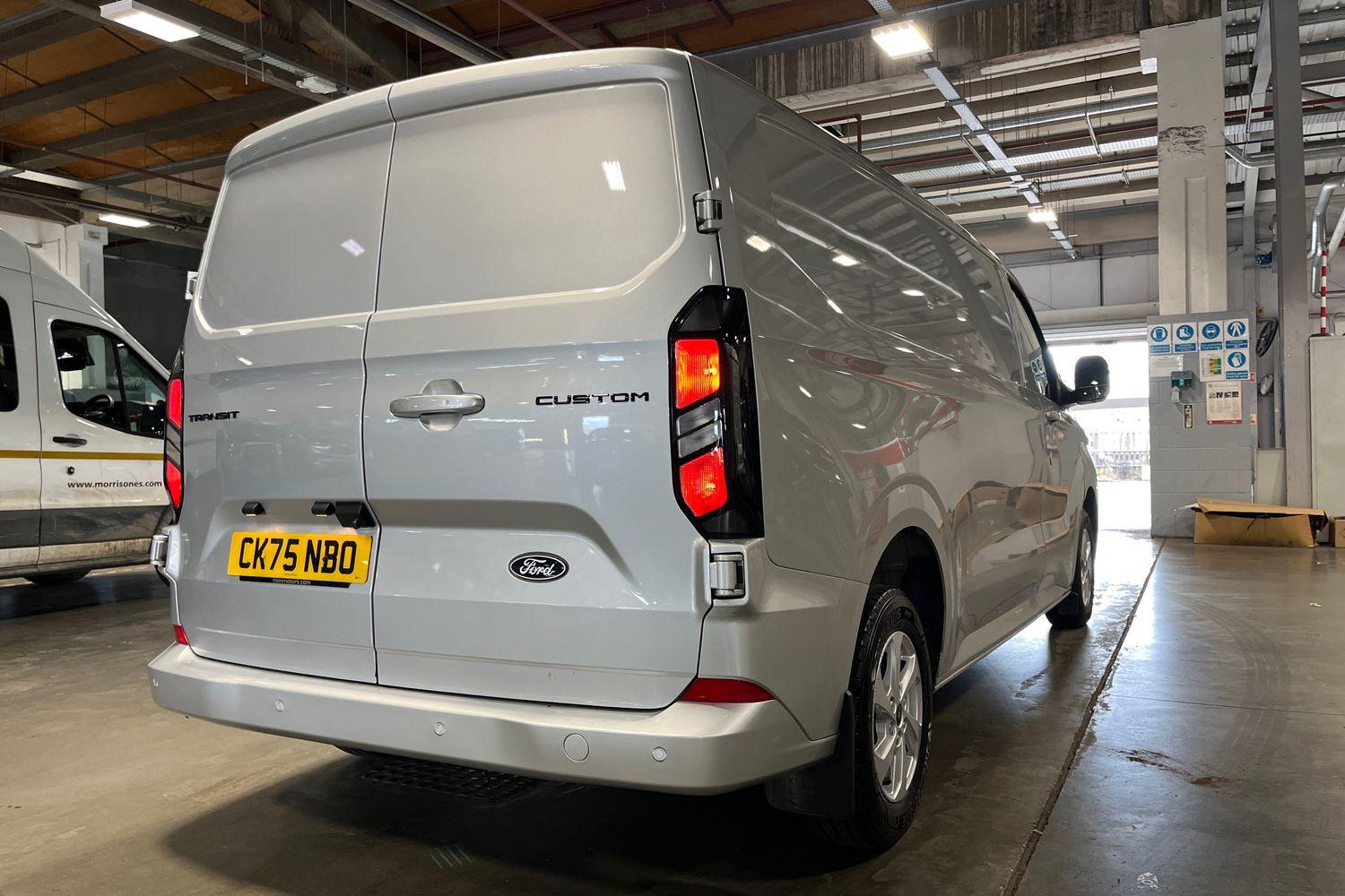 Ford TRANSIT CUSTOM Photo 6