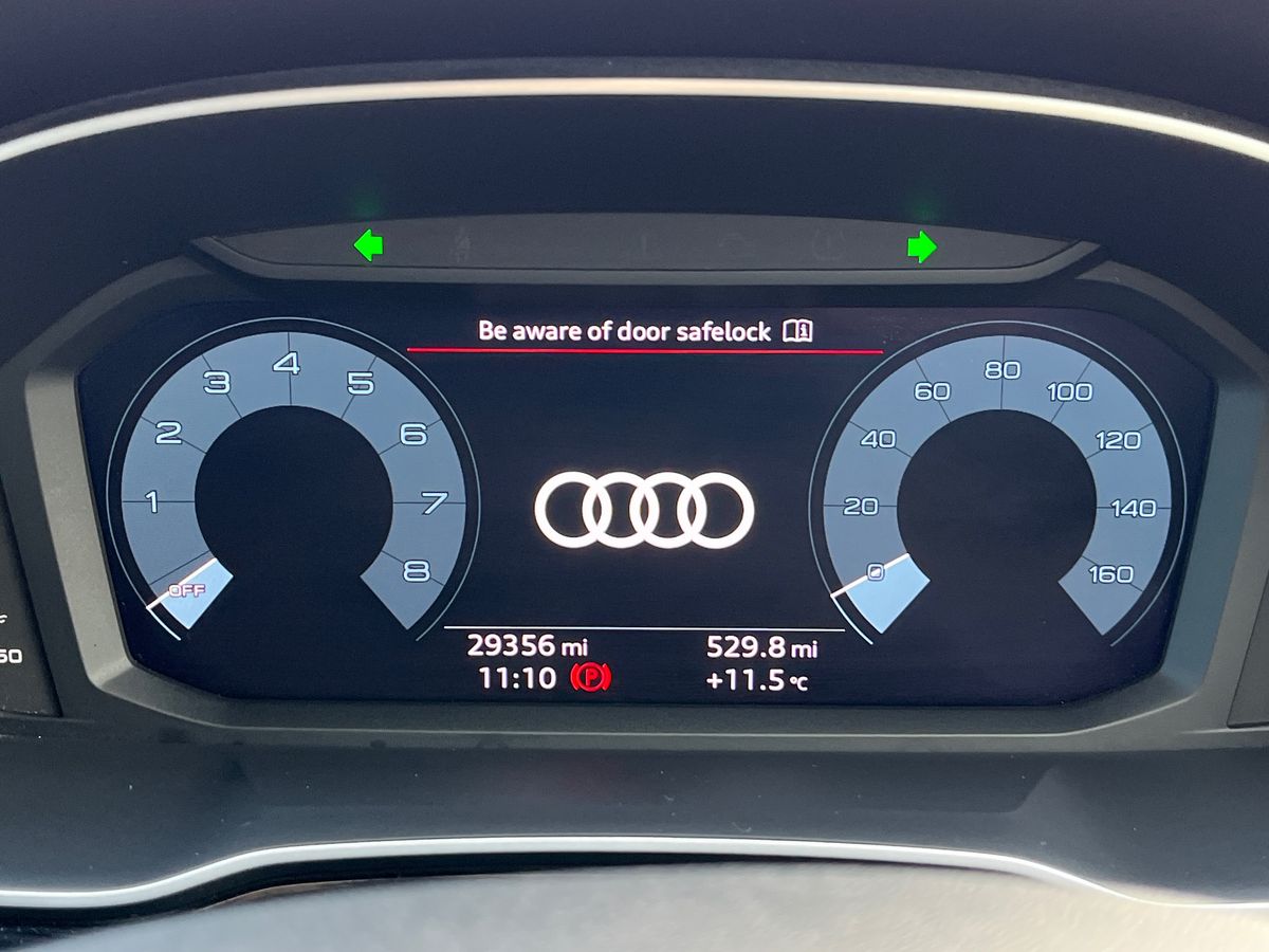 Audi Q3 Photo 41