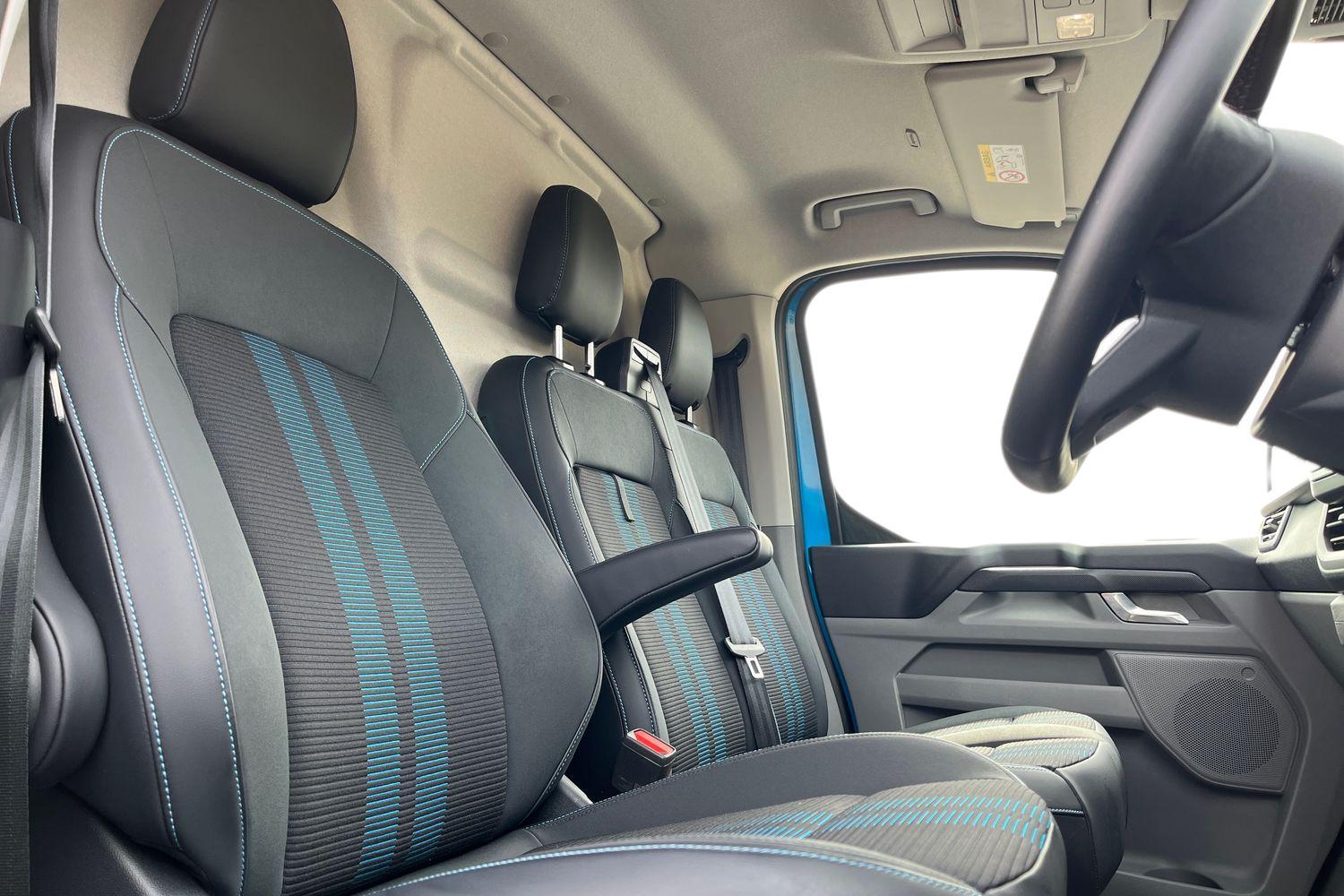 Ford E-Transit Custom Photo 10