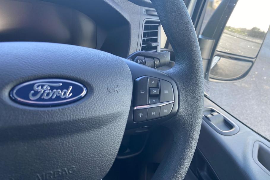 Used FORD TRANSIT YP75KHW 32