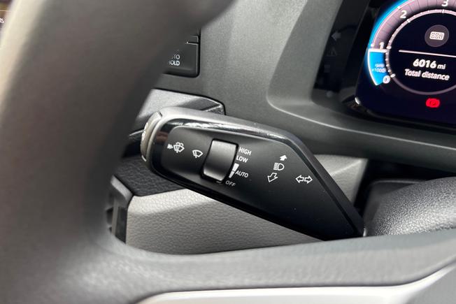 VOLKSWAGEN Crafter Photo 25