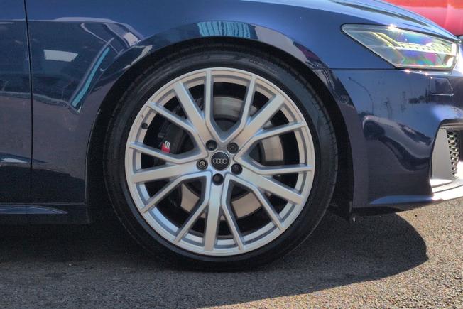 AUDI S7 Photo 5