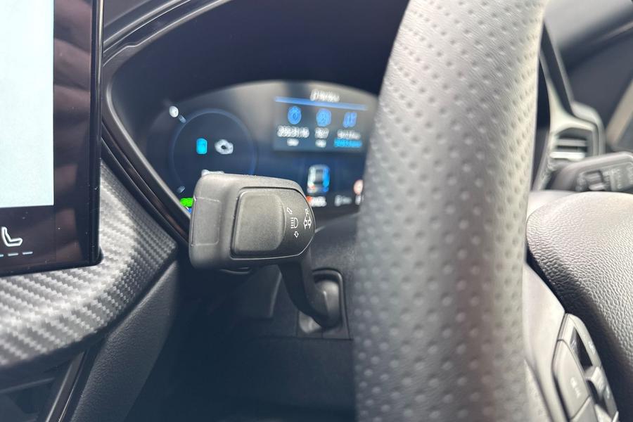 Ford KUGA Photo autoimg-f9086c063e27a89e3535f31f08e1ae2b8b5e91ed.jpg