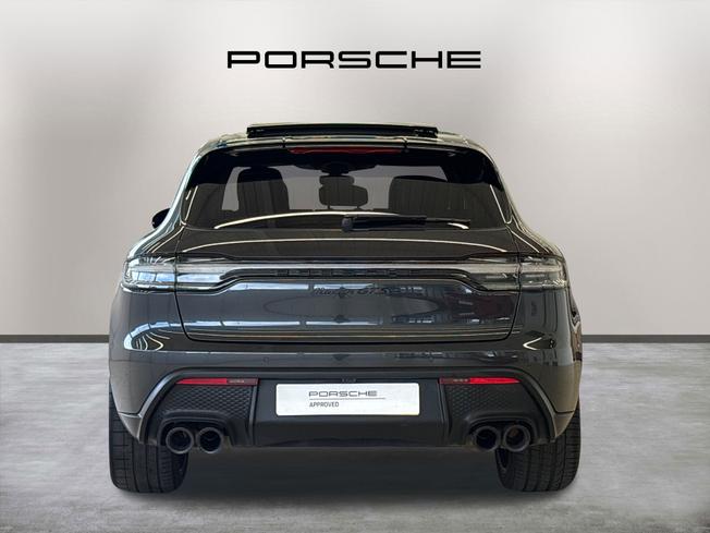 PORSCHE Macan Photo 6