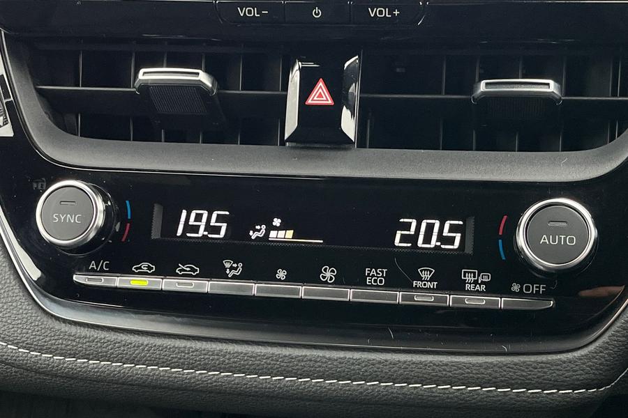 Toyota Corolla Photo autoimg-f90d18c63499b1244f23c0ef625703f9985ec77a.jpg