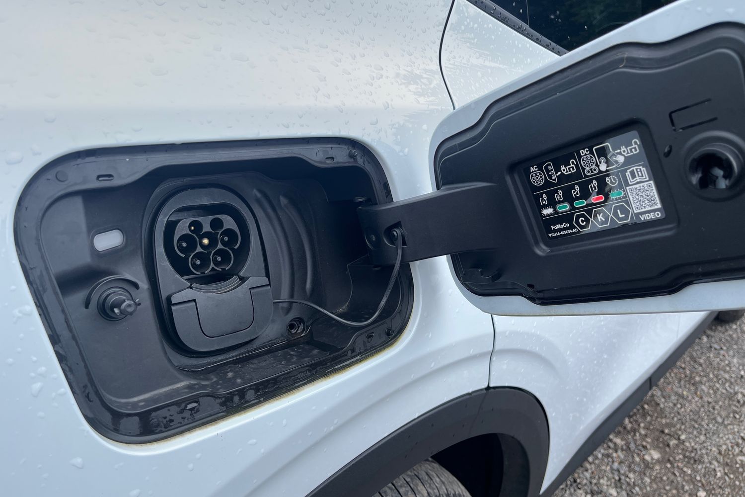 Ford Explorer Photo 25