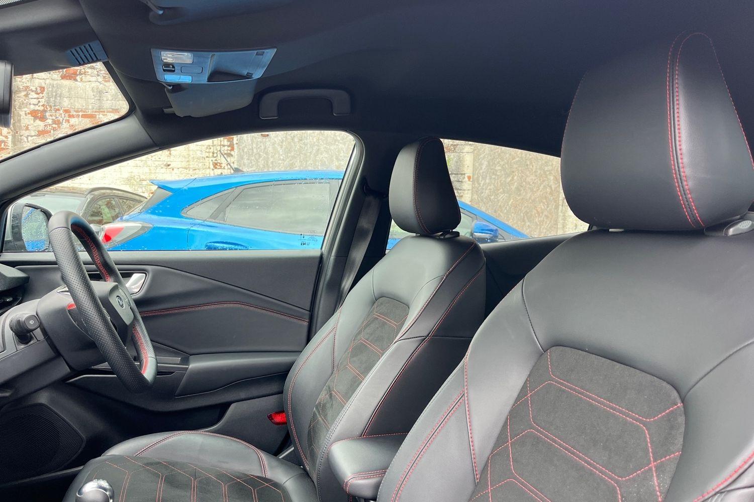Ford PUMA Photo 18