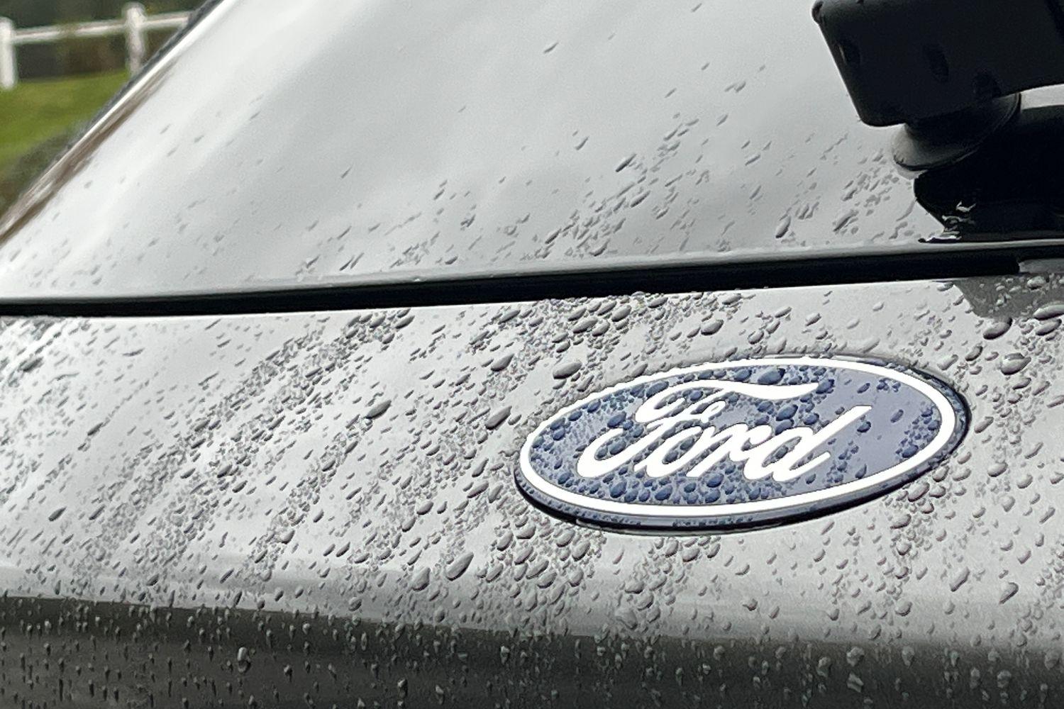 Ford KUGA Photo 39