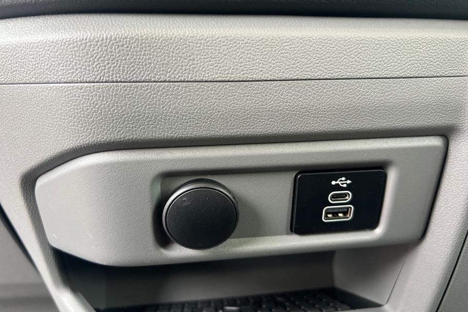 Used FORD E-TRANSIT CUSTOM AF75WWG 28