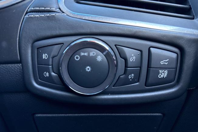 FORD Edge Photo 29