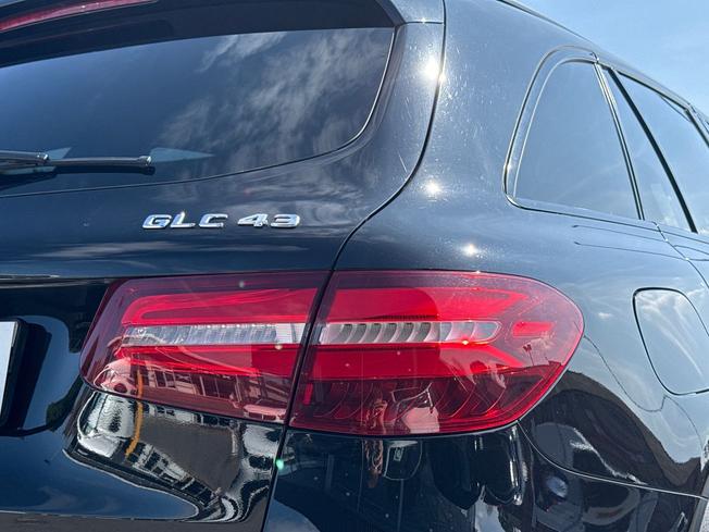 Mercedes-Benz GLC Photo 18