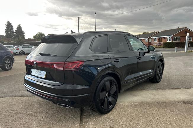 VOLKSWAGEN Touareg Photo 24