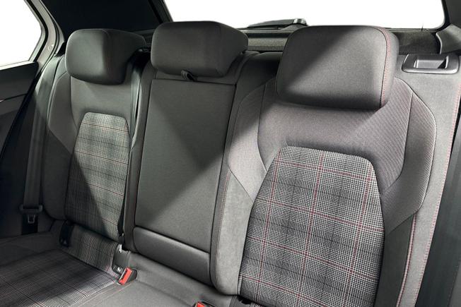 Volkswagen Golf Photo 9