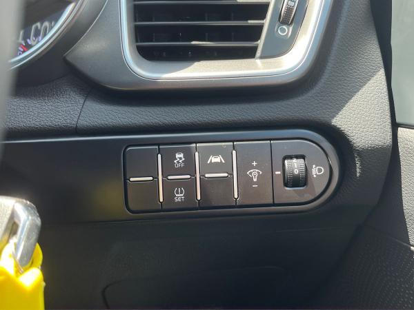 Kia Ceed Photo autoimg-f92f5d56460353dfa9ebb6e29d1014b3ec83e811.jpg