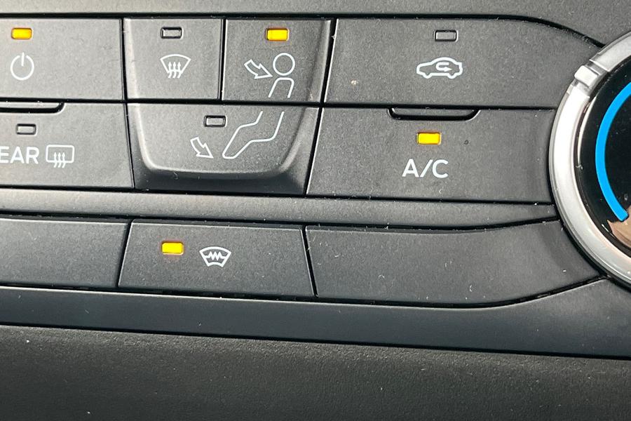 Ford Fiesta Photo autoimg-f93001bbfd2a99d267432e975f866bf452c989ea.jpg