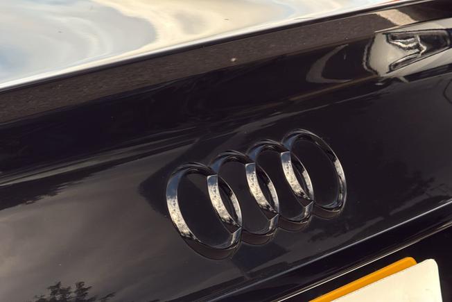 AUDI A4 Photo 49