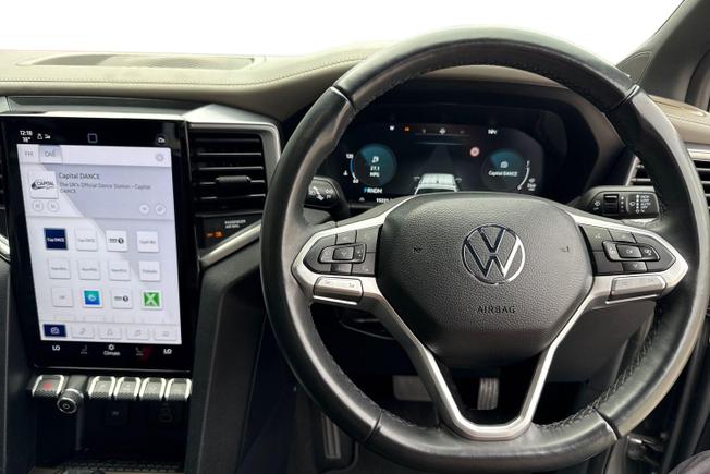 VOLKSWAGEN Amarok Photo 11
