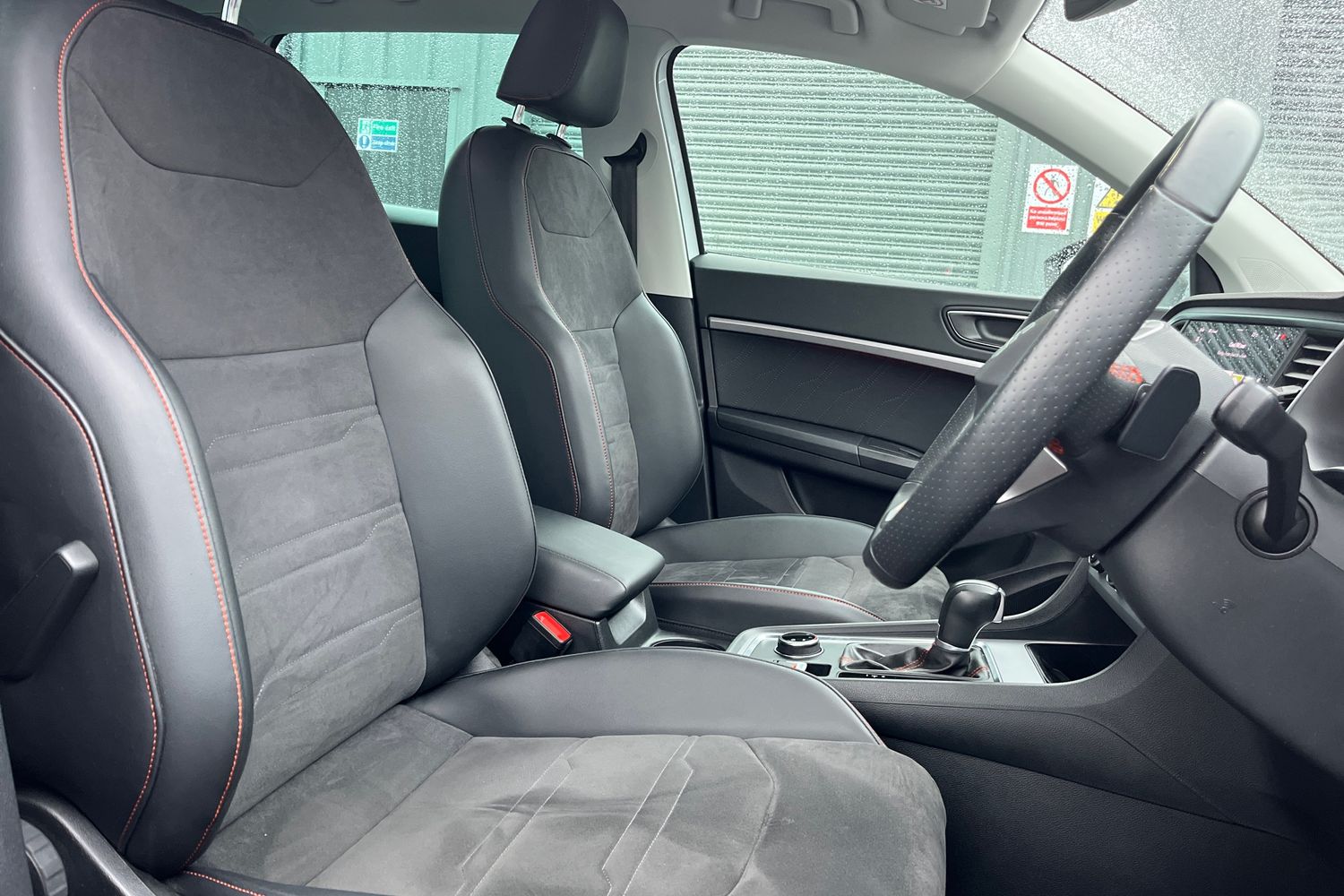 SEAT ATECA Photo 16