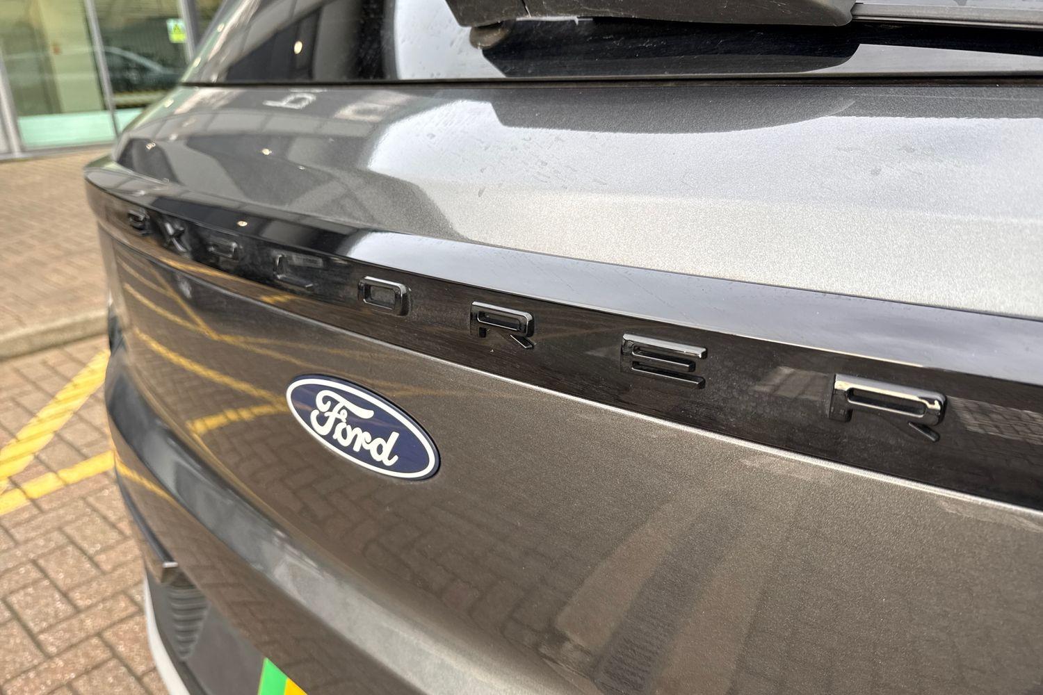 Ford Explorer Photo 41