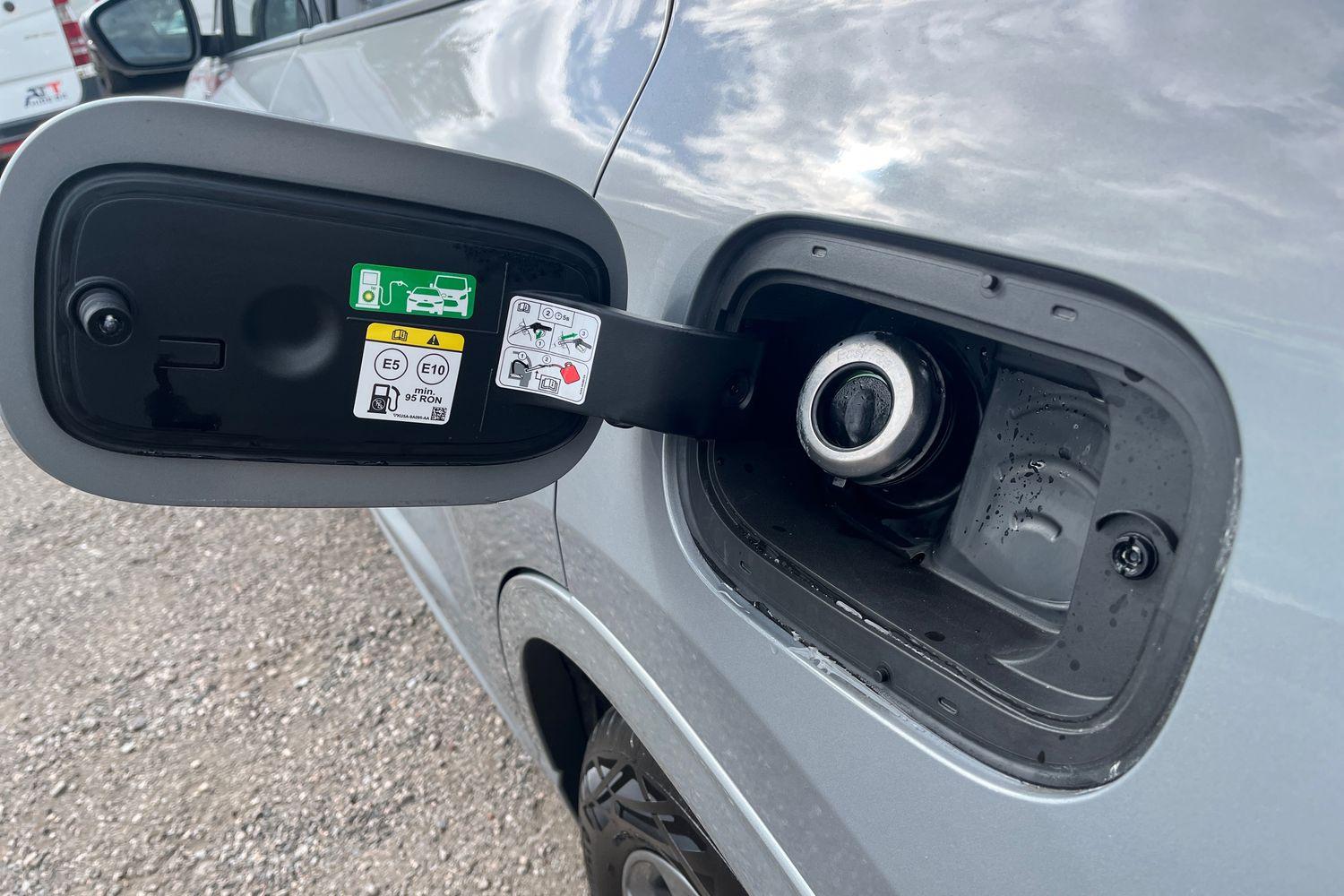 Ford KUGA Photo 26